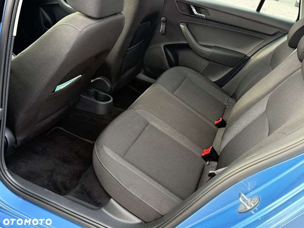 Skoda RAPID - 7