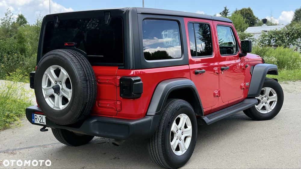Jeep Wrangler - 3