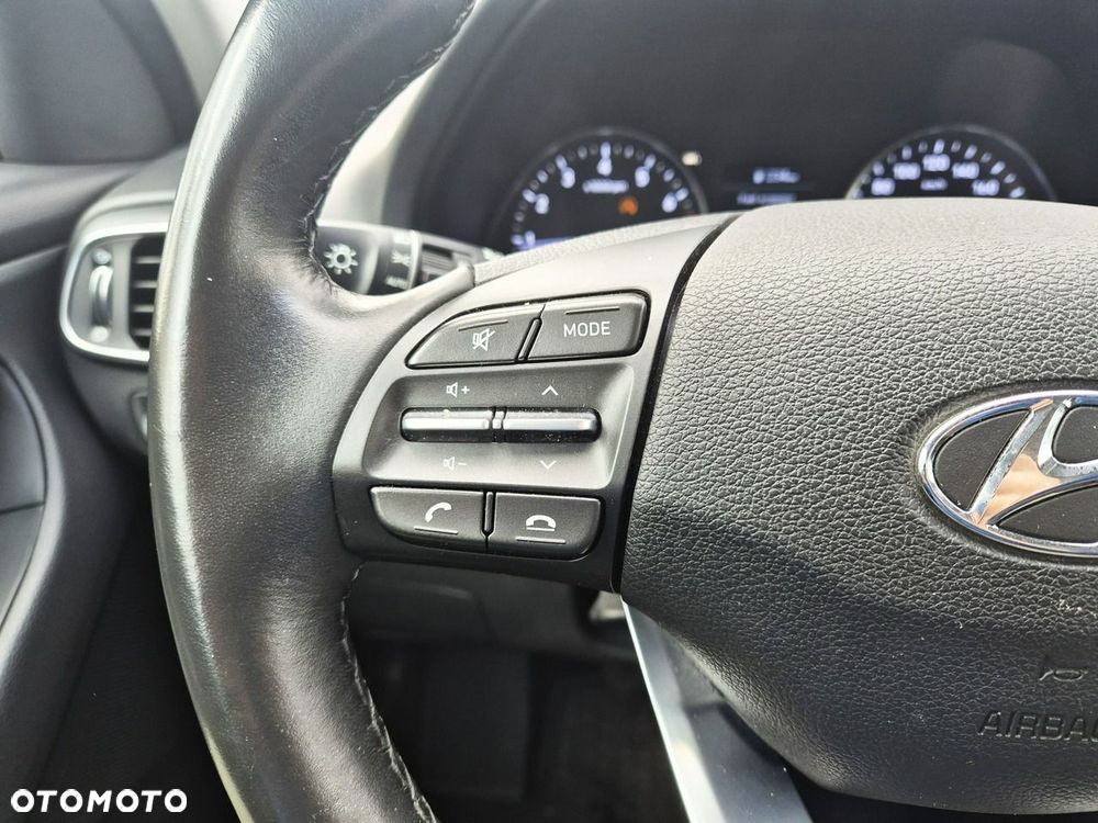 Hyundai i30 1.5 DPI Classic + - 29