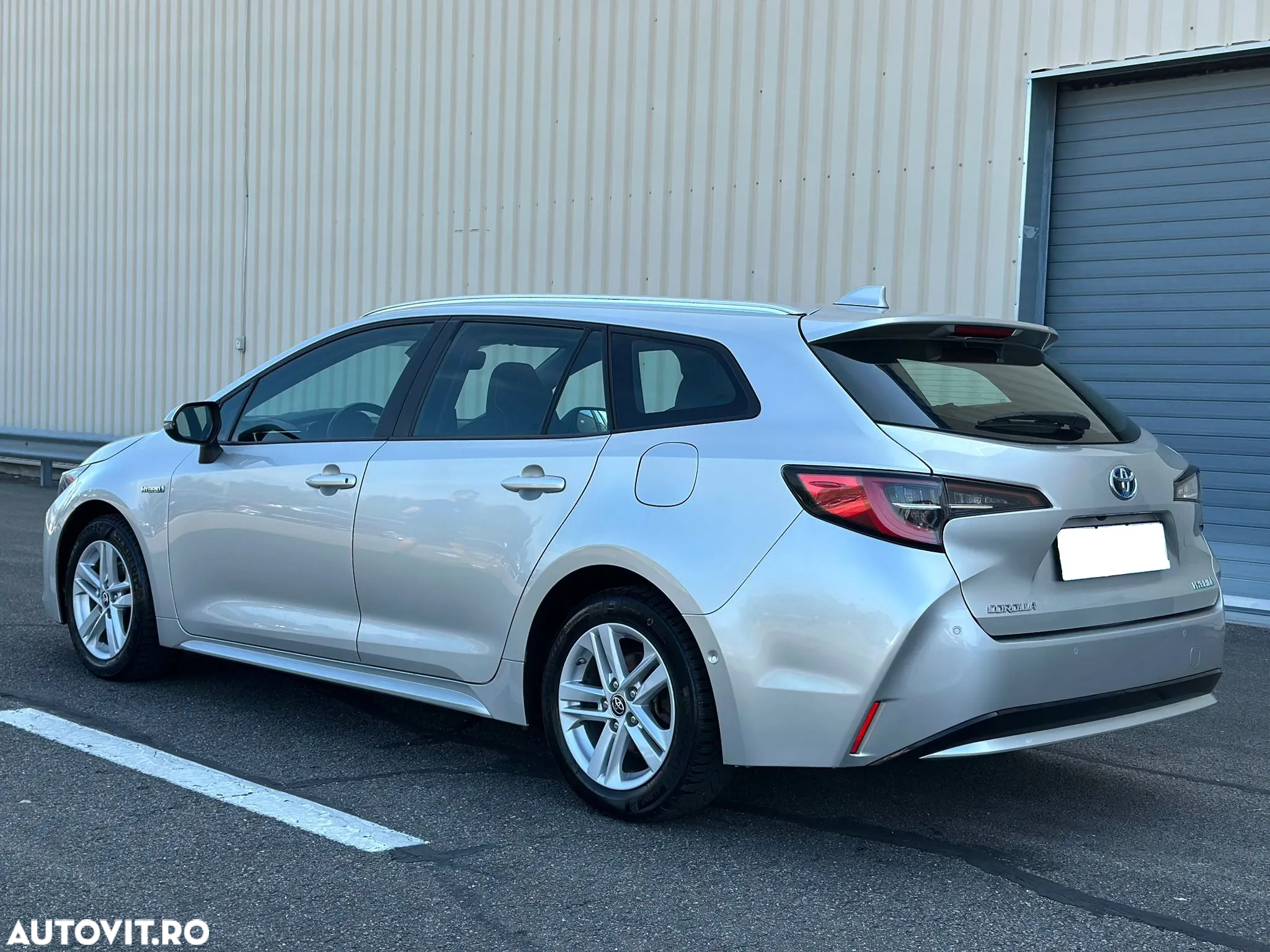 Toyota Corolla 1.8 HSD Dynamic - 6