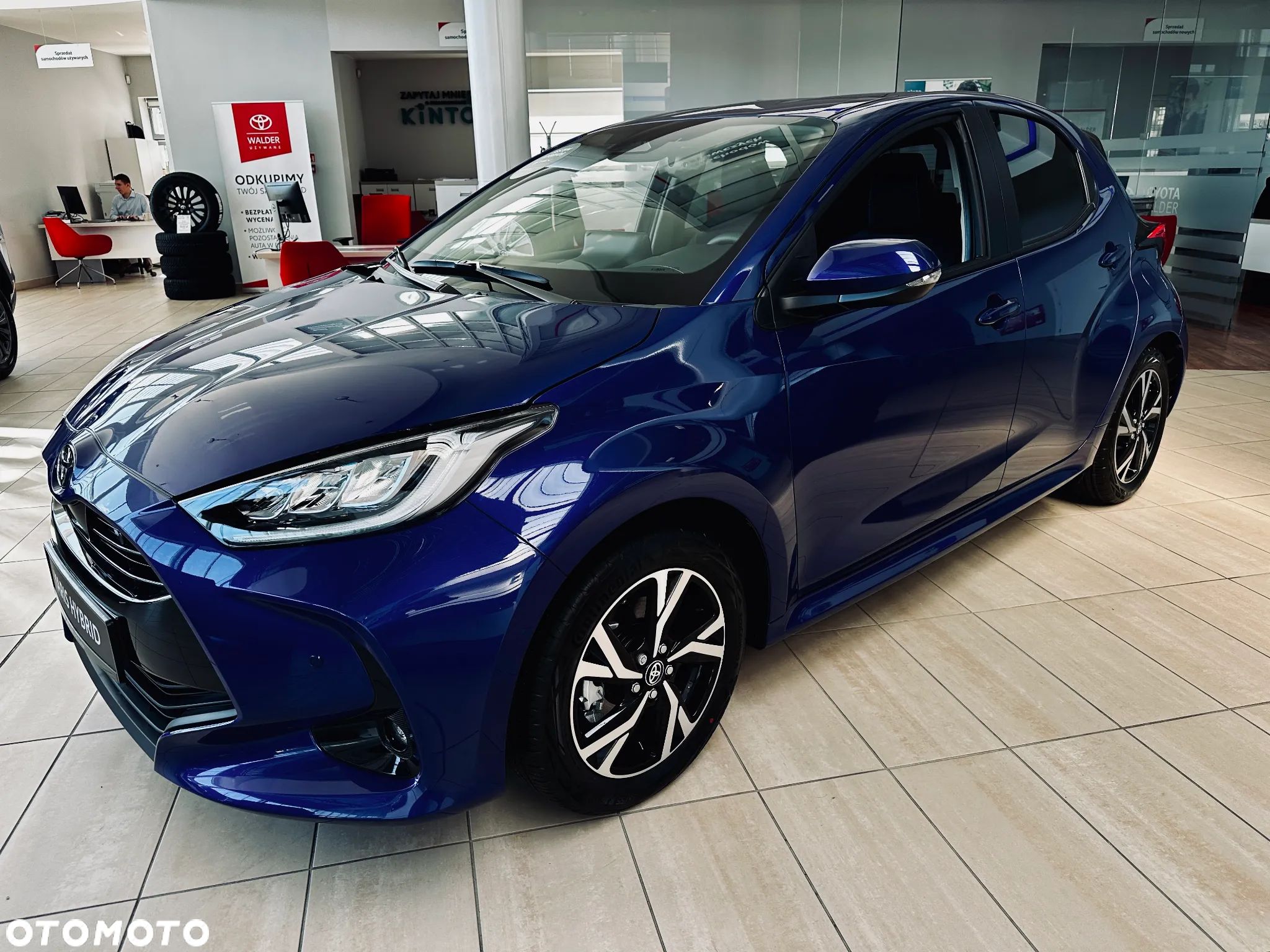 Toyota Yaris Hybrid 1.5 Style - 1