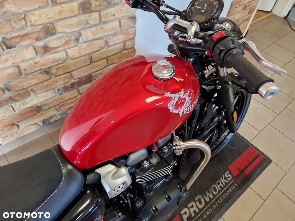 Triumph Street Twin - 22
