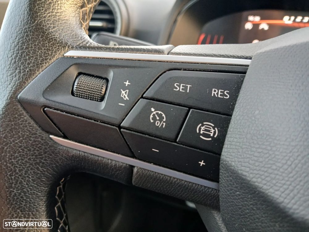 SEAT Arona 1.0 TSI Style DSG - 23