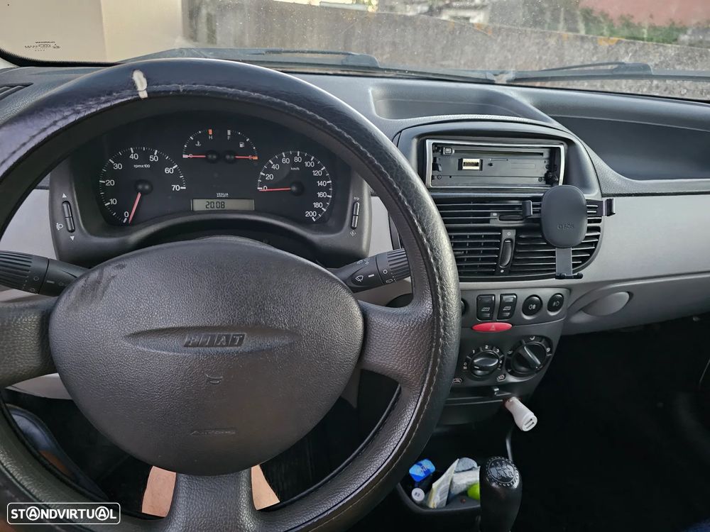 Fiat Punto 1.9 JTD HLX - 6