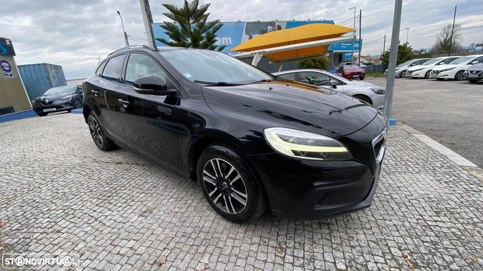 Volvo V40 Cross Country 2.0 D3 Summum - 6