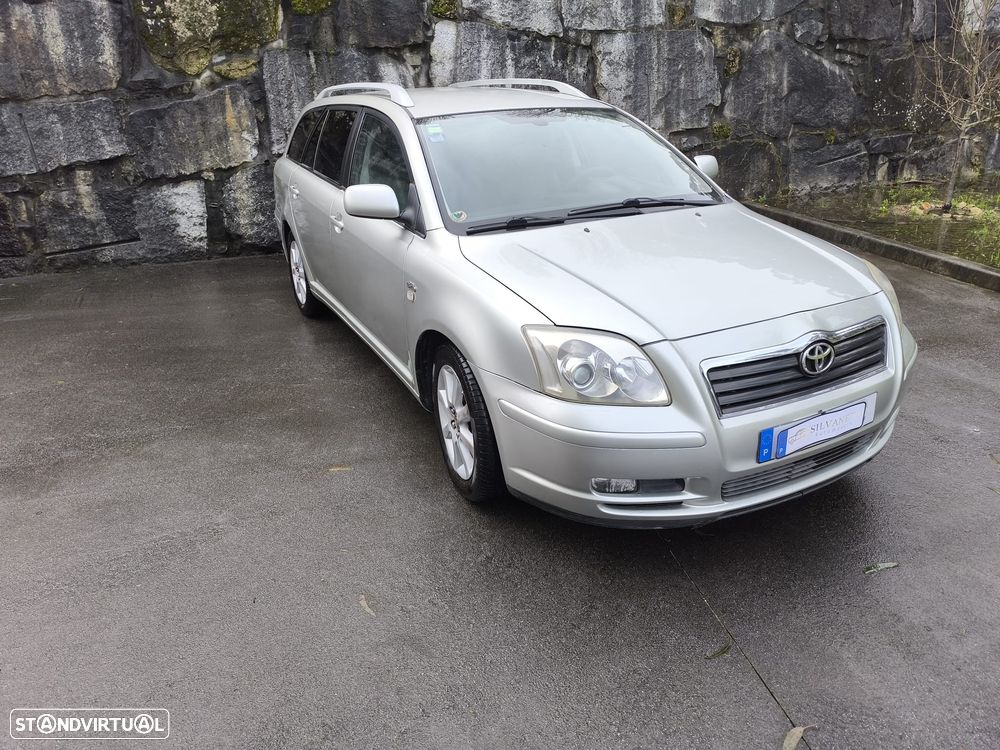 Toyota Avensis SW 2.0 D-4D - 20