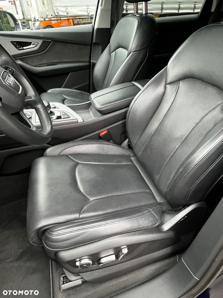 Audi Q7 45 TDI Quattro Tiptronic - 14
