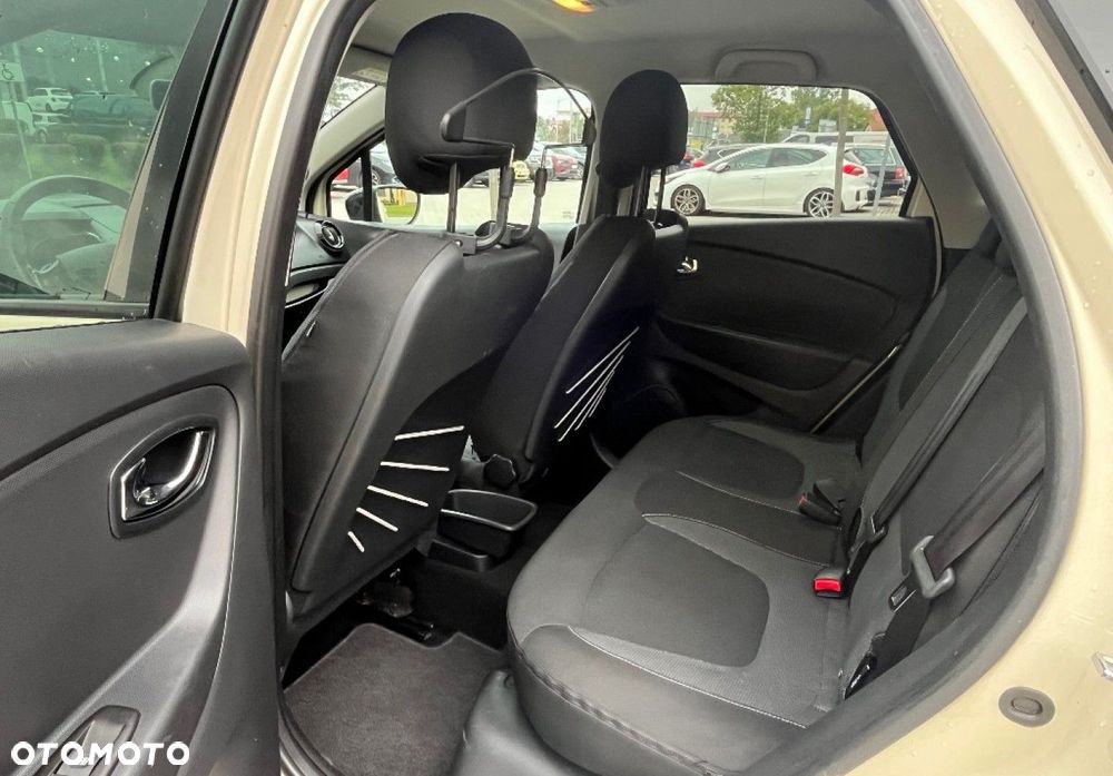 Renault Captur - 12