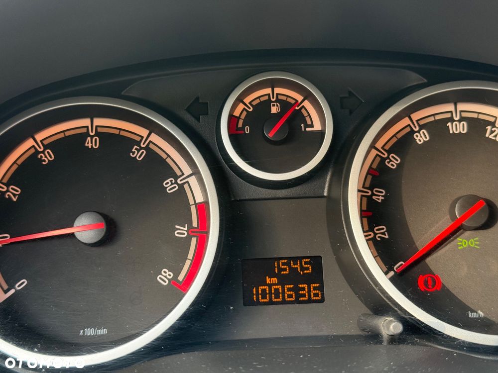 Opel Corsa - 22