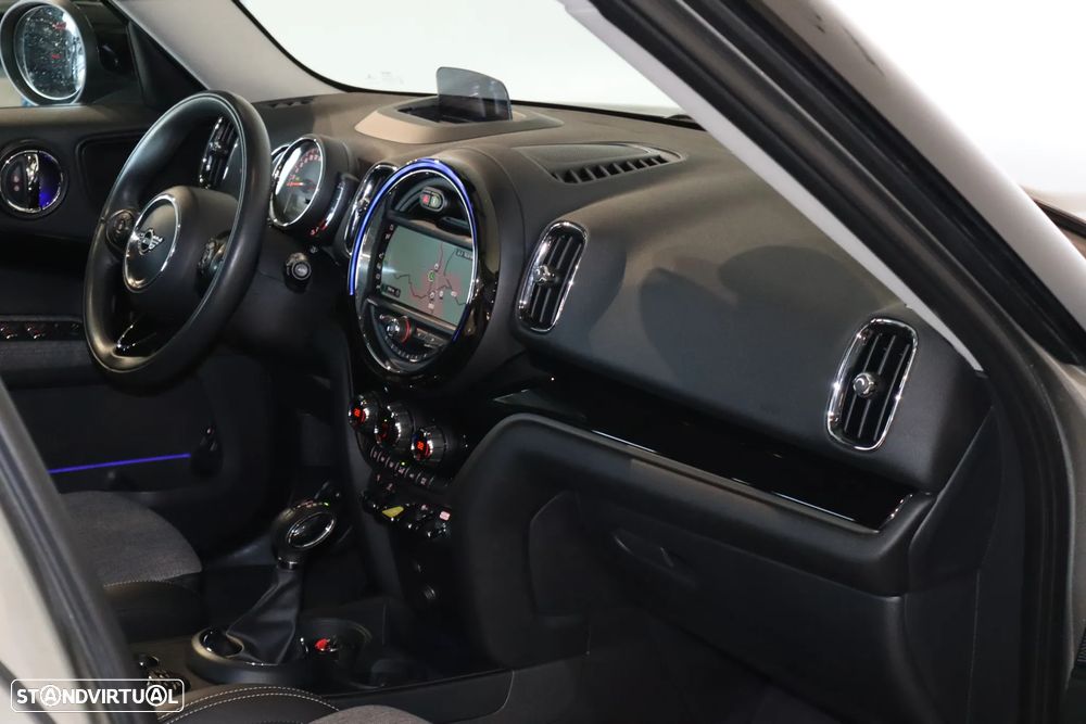 MINI Countryman Cooper SE ALL4 Auto - 10