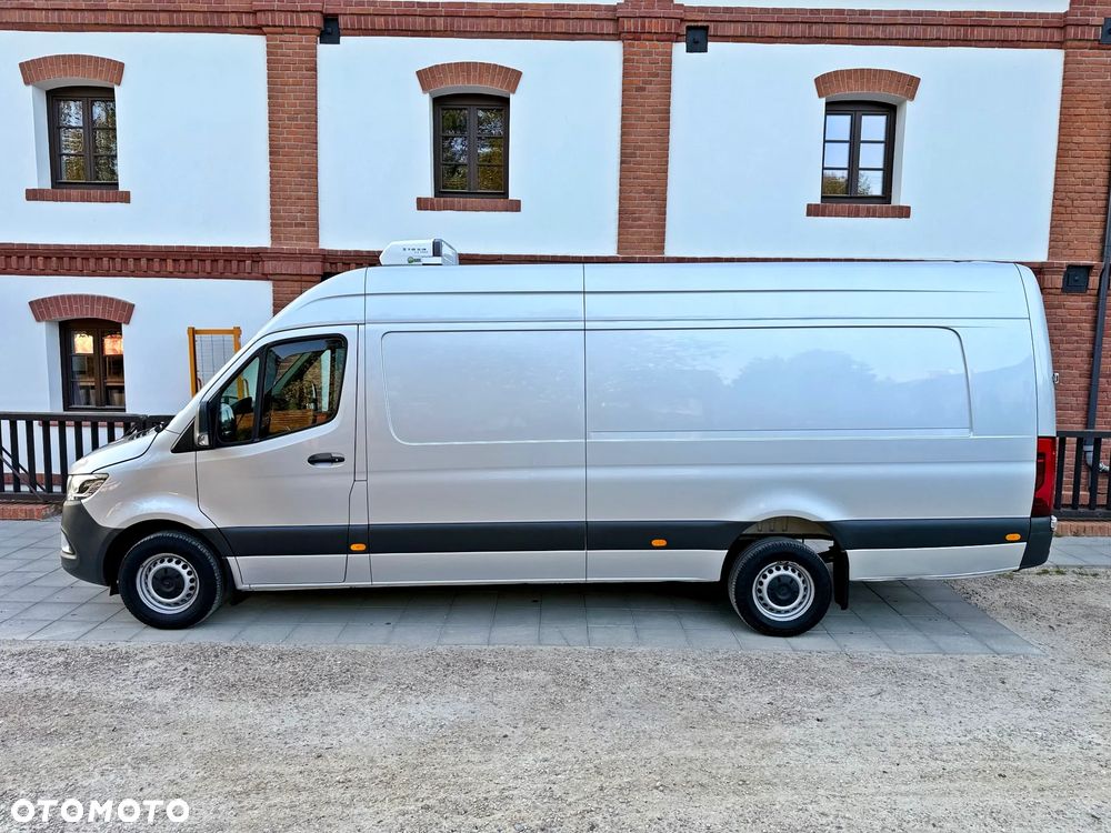 Mercedes-Benz Sprinter 907 3.0 V6 Maxi Long L4H2 Chłodnia - 19