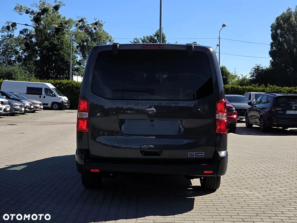 Peugeot Traveller 2.2 BlueHDi Long Business EAT8 - 7