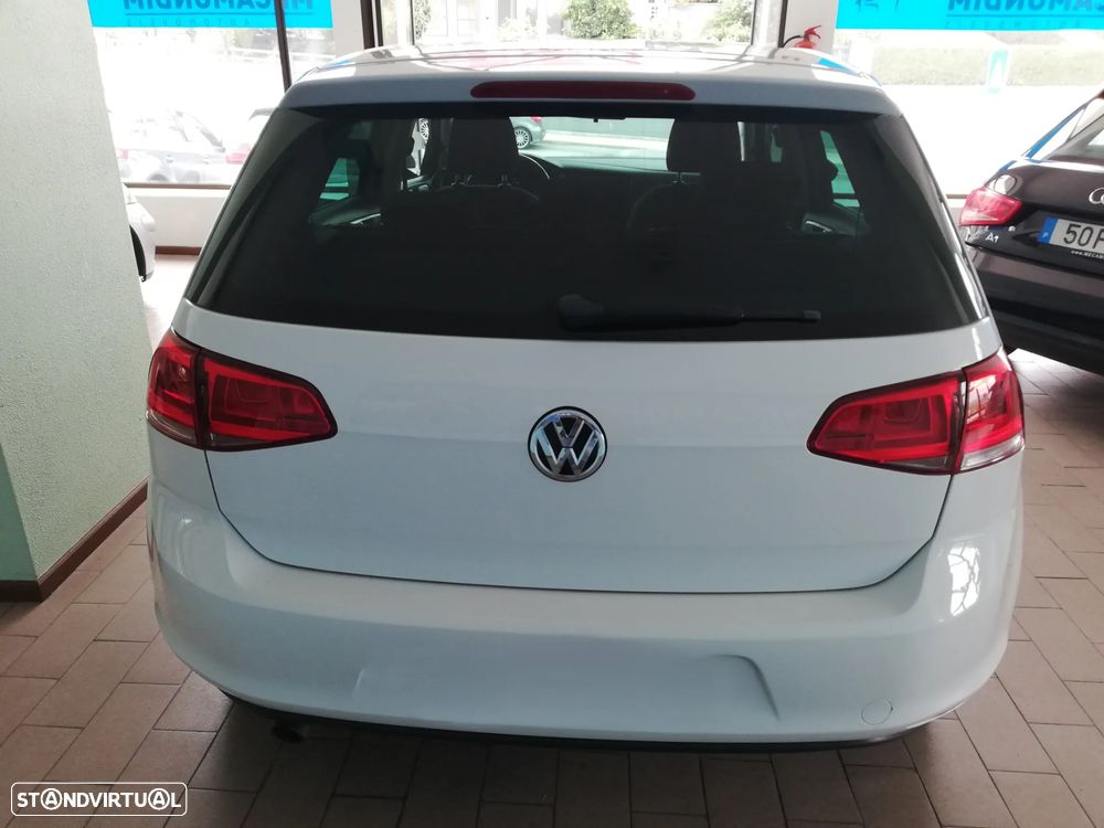VW Golf 1.6 TDI BlueMotion Lounge - 6