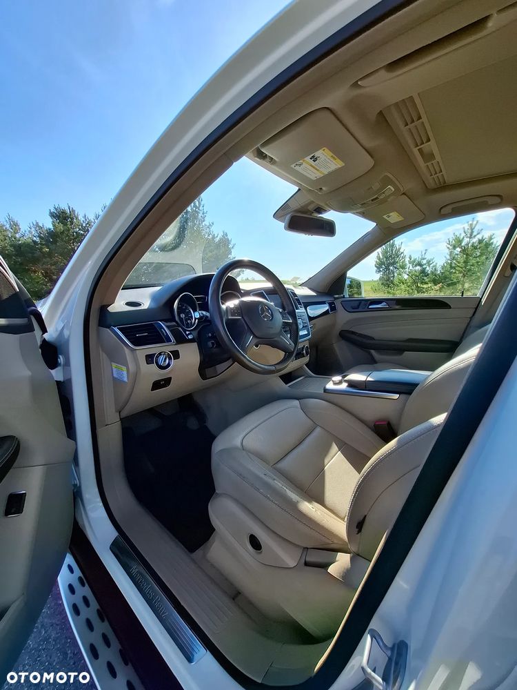 Mercedes-Benz ML 350 4MATIC (BlueEFFICIENCY) 7G-TRONIC - 4