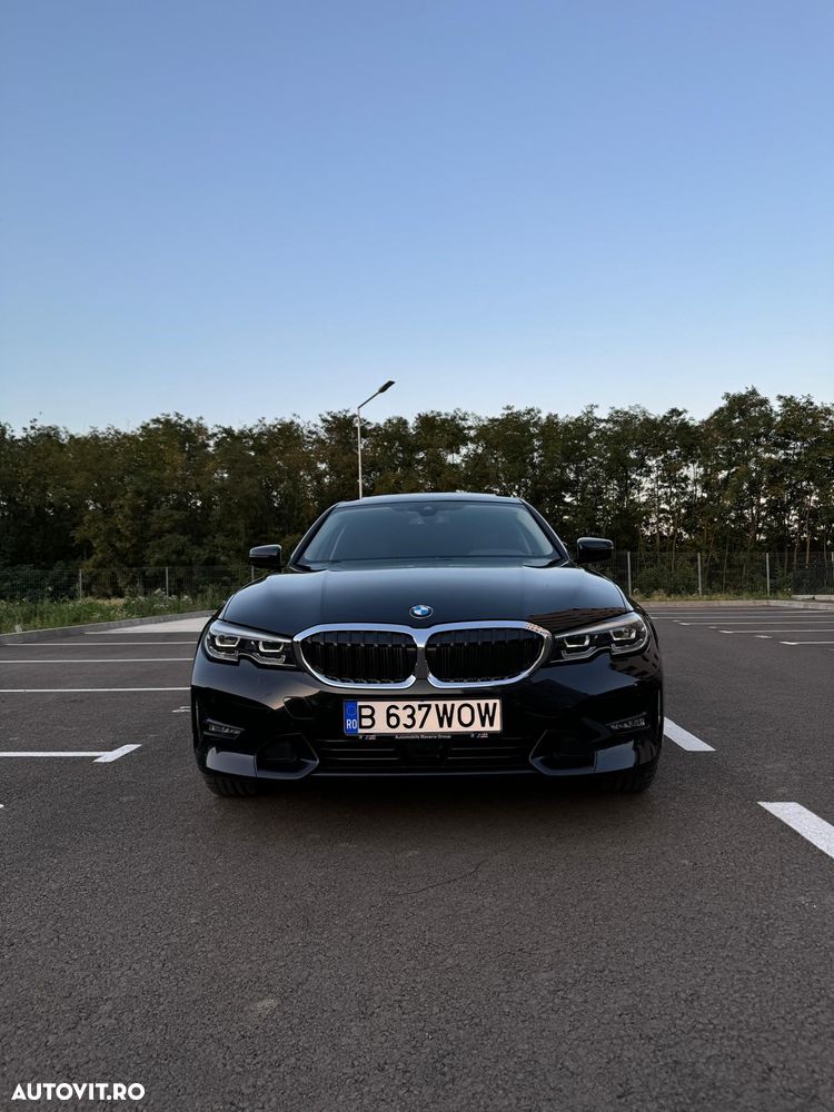 BMW Seria 3 320i xDrive Aut. Sport Line - 25