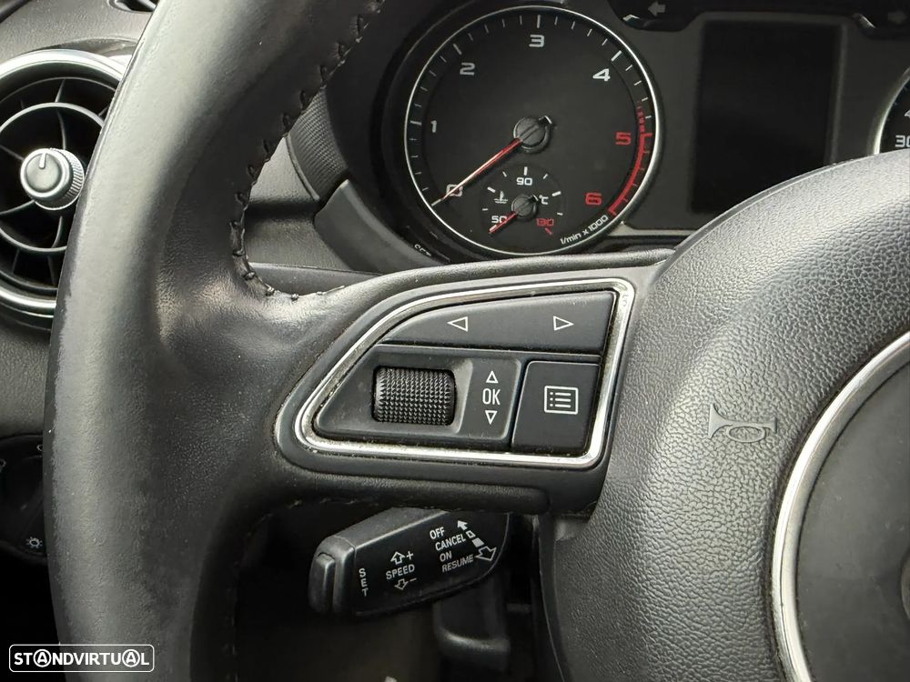 Audi A1 Sportback 1.6 TDI S-line - 13