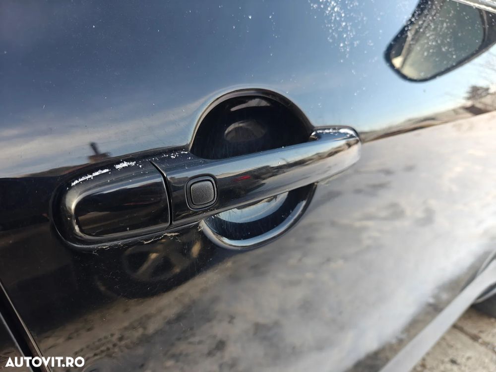 Toyota RAV4 2.2 D-CAT AWD Luxury - 8