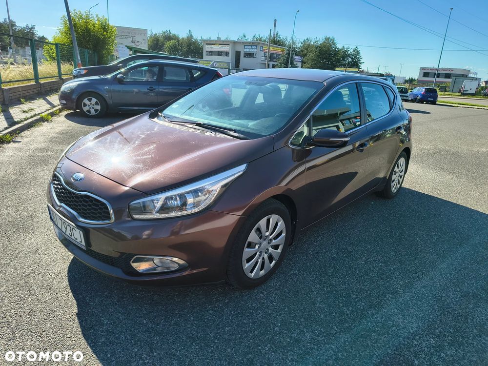 Kia Ceed 1.6 GDI L - 12