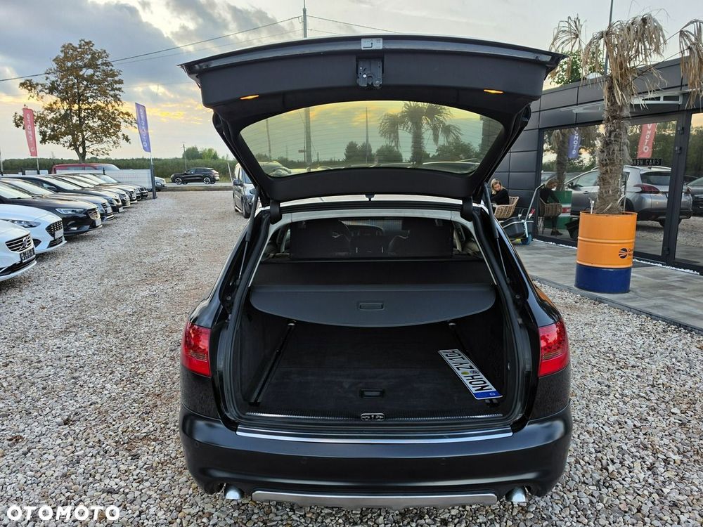 Audi A6 Allroad - 38