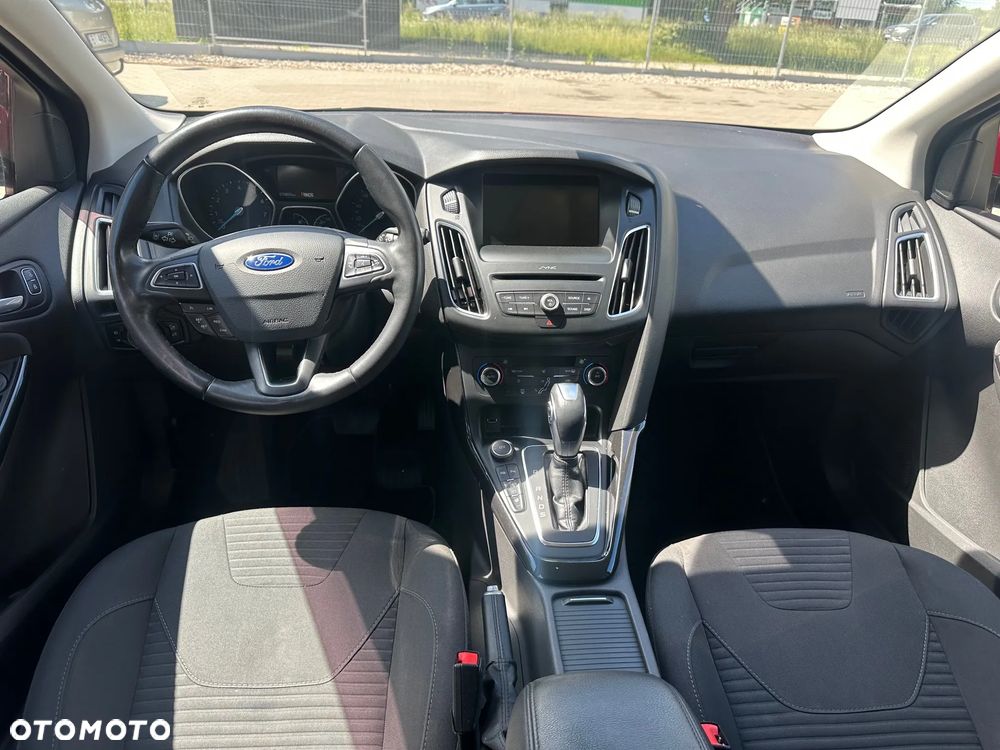 Ford Focus - 10