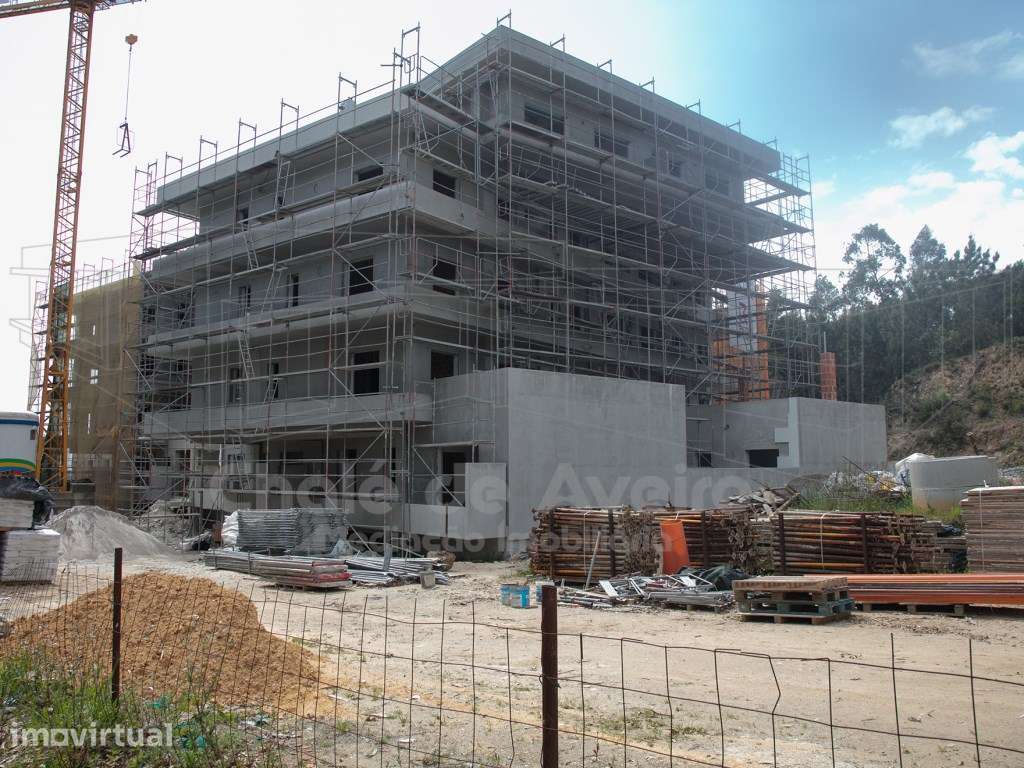 Apartamento T3 com garagem e terraço em Oliveira de Azeméis - Grande imagem: 4/10