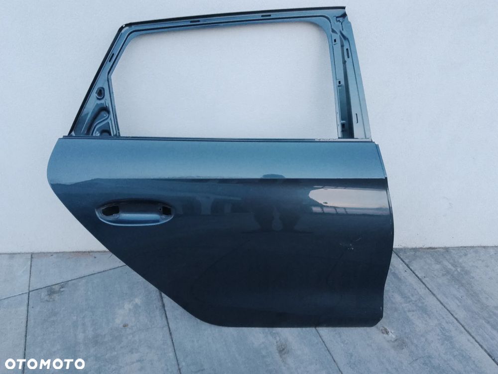 Seat Leon IV 4 kombi 5FE drzwi prawy tył 5FE833312 - 5