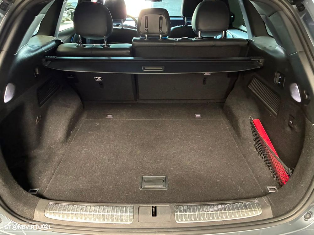 Xpeng G9 78.2 kWh Standard Range - 56