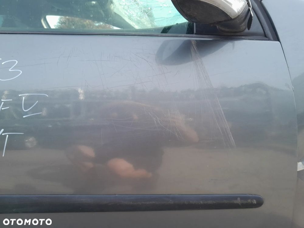 VW GOLF V DRZWI PRAWE PRZEDNIE PRAWY PRZÓD KOLOR: LA7T - 3