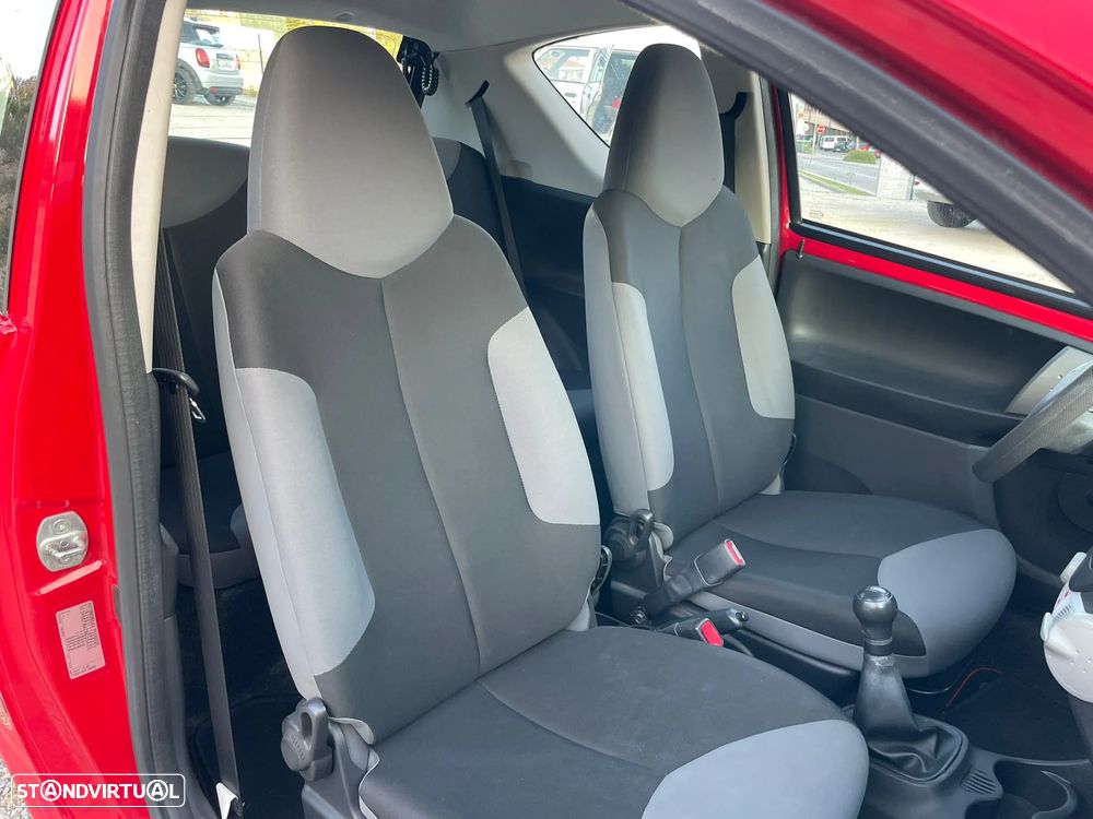 Peugeot 107 1.0 Active - 8