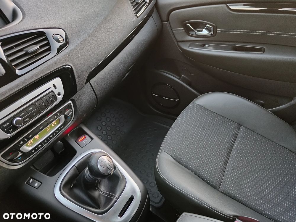 Renault Scenic 1.2 TCE Energy Bose Edition - 25