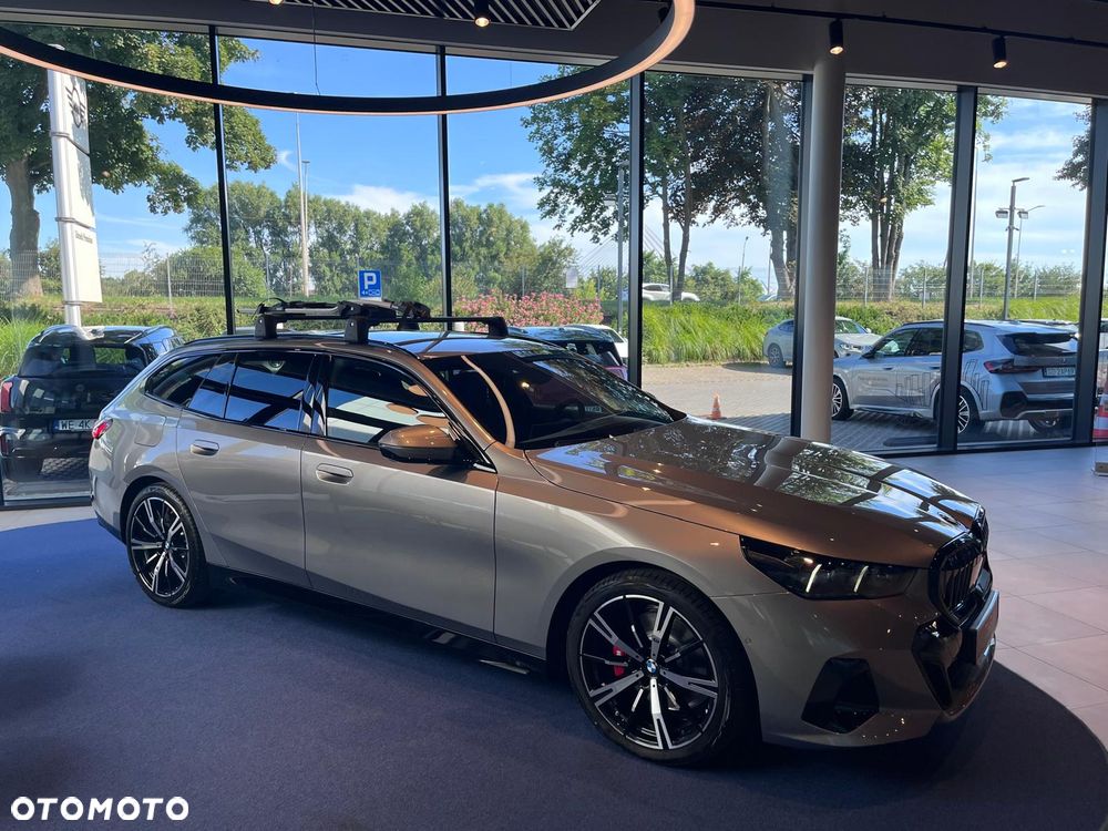 BMW Seria 5 520d xDrive mHEV M Sport - 8
