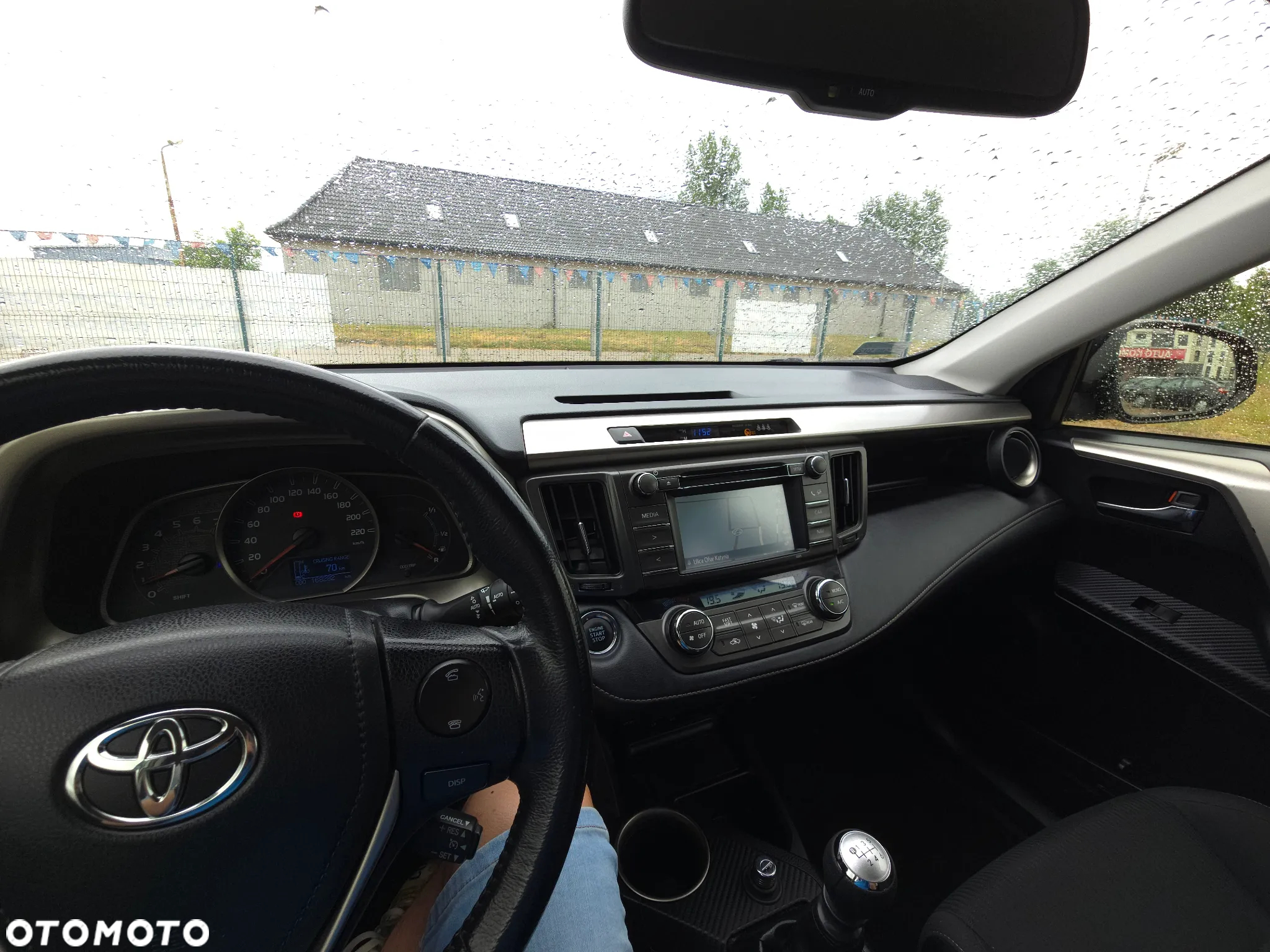 Toyota RAV4 2.0 D-4D Premium - 35