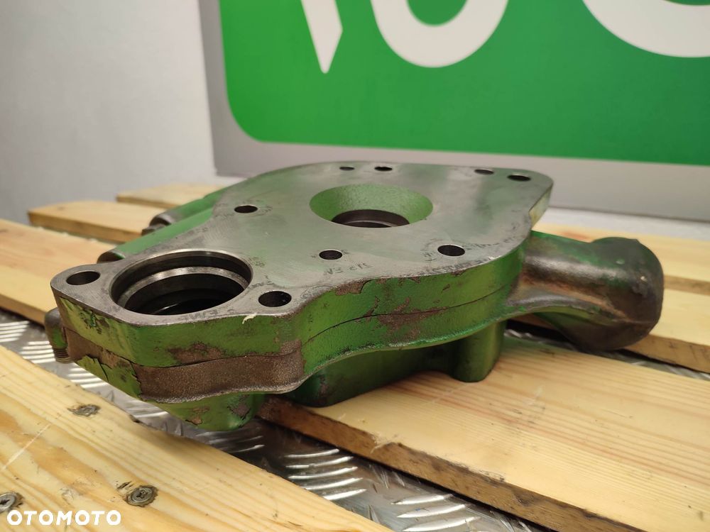 Pompa doładowcza JOHN DEERE 6175M (28354560) - 3