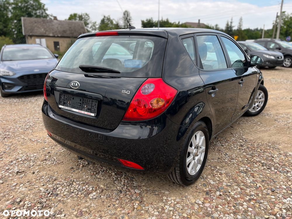 Kia Ceed 1.4 CVVT Attract - 36
