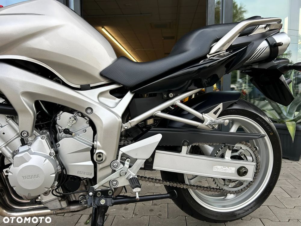 Yamaha FZ6 - 6