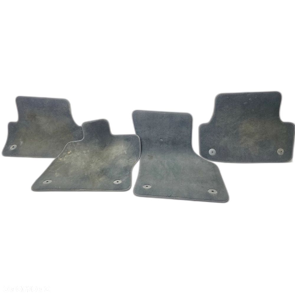 DYWAN DYWANIKI MATERIAŁ WELUR AUDI A3 8V 8V1864435 8V1864436 QA5 - 1