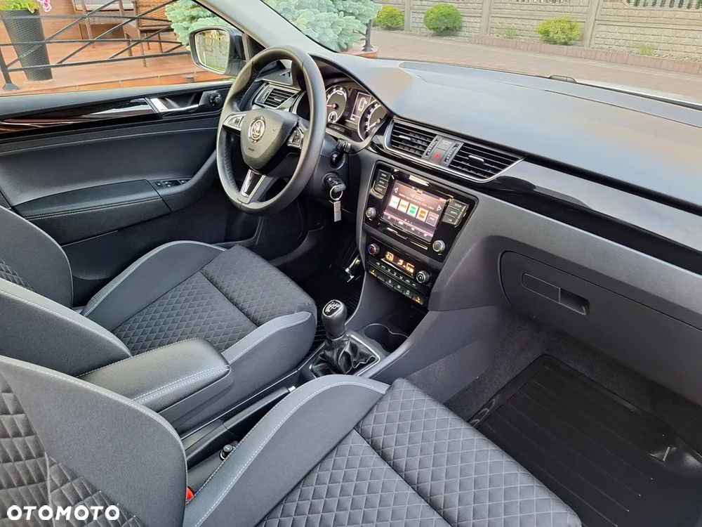 Skoda RAPID Spb 1.0 TSI Style - 13