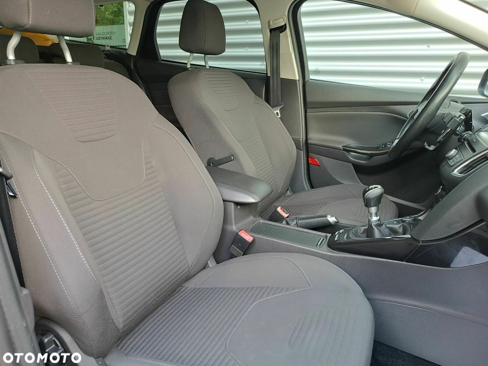 Ford Focus 1.5 EcoBoost Titanium ASS - 28
