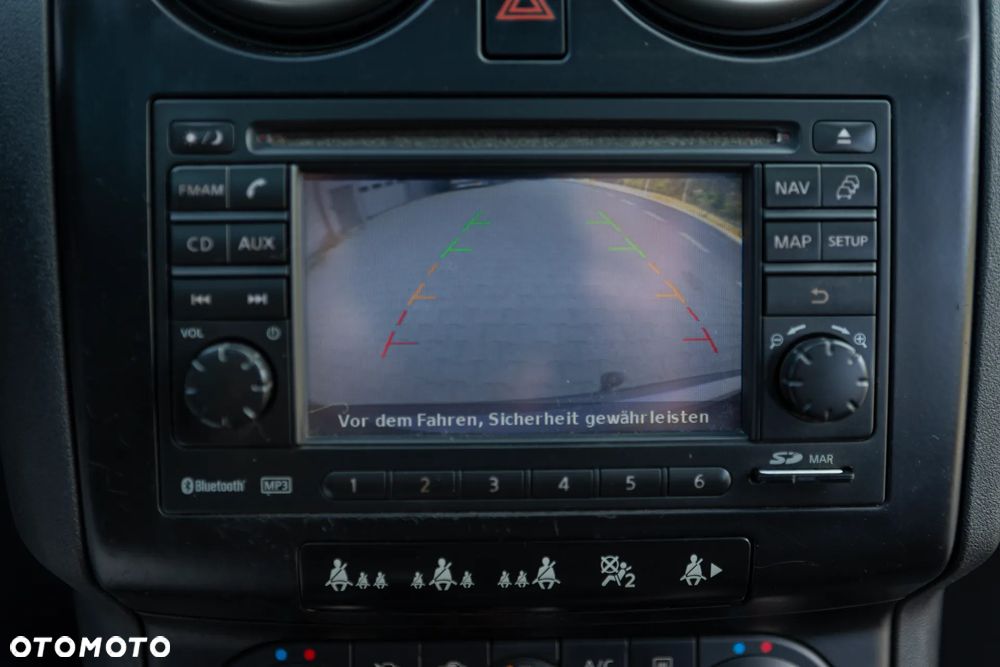 Nissan Qashqai 2.0 4x4 Tekna Pack - 28