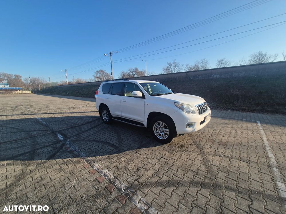 Toyota Land Cruiser 3.0l Turbo D-4D Luxury - 1