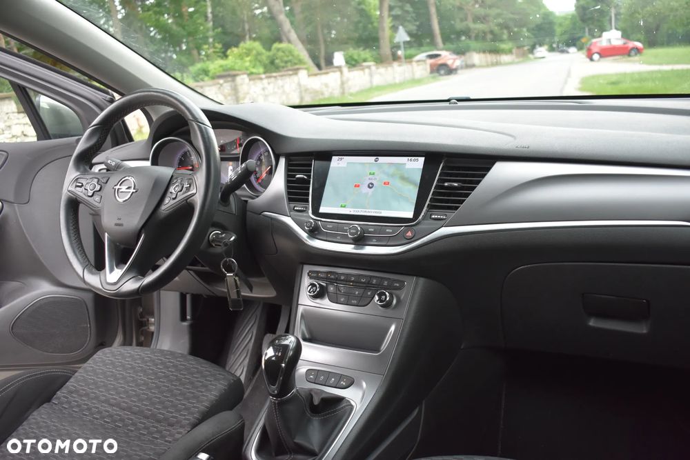 Opel Astra 1.4 Turbo Dynamic - 28