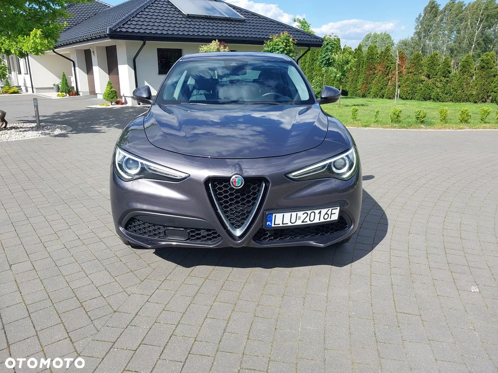 Alfa Romeo Stelvio 2.2 JTDM Super Q4 - 11