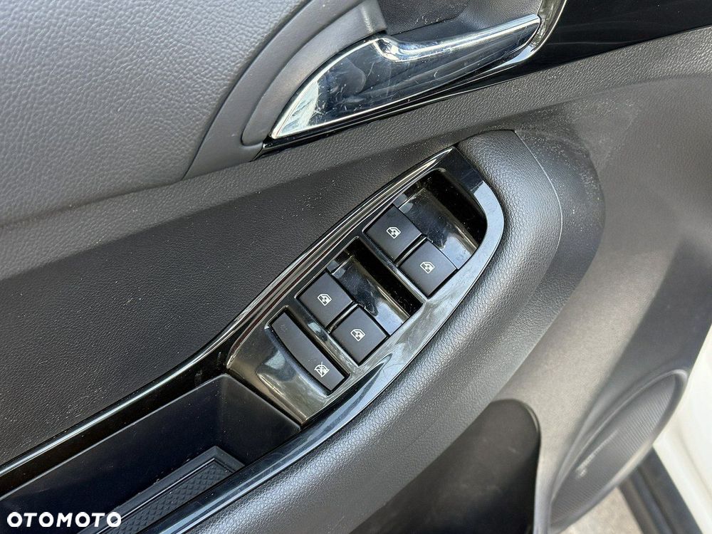 Chevrolet Orlando 1.8 LS - 12