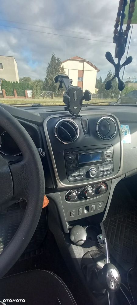 Dacia Sandero 2014 photo 2