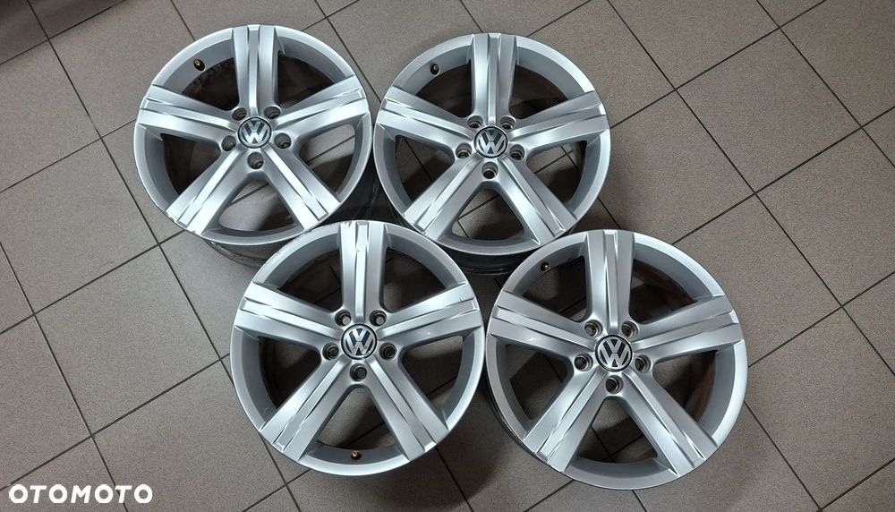 Felgi Aluminiowe 17 VW Passat B7 5x112 ET 47 Fontana - 1