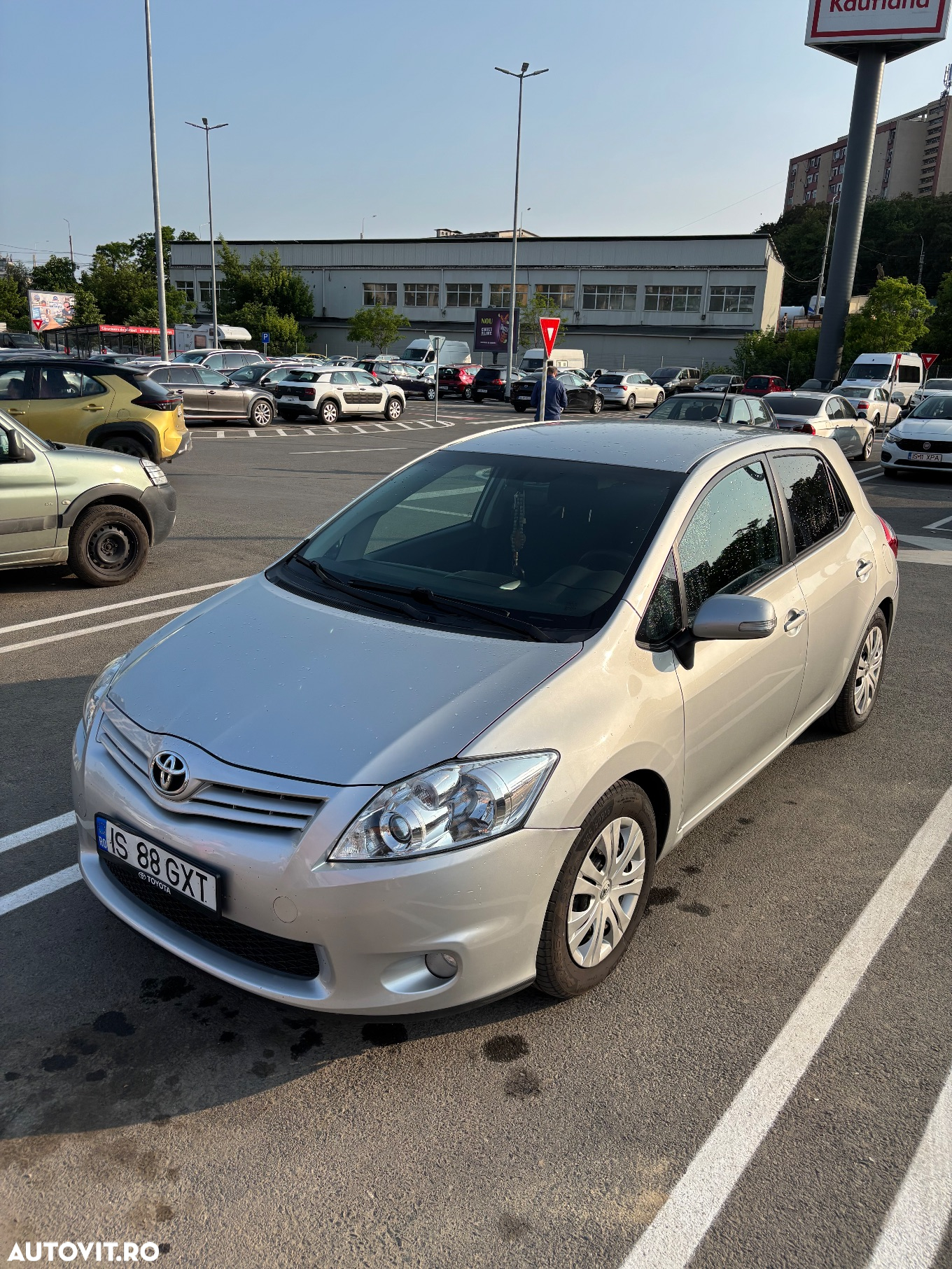 Toyota Auris 2.0 D-4D DPF Sol - 5