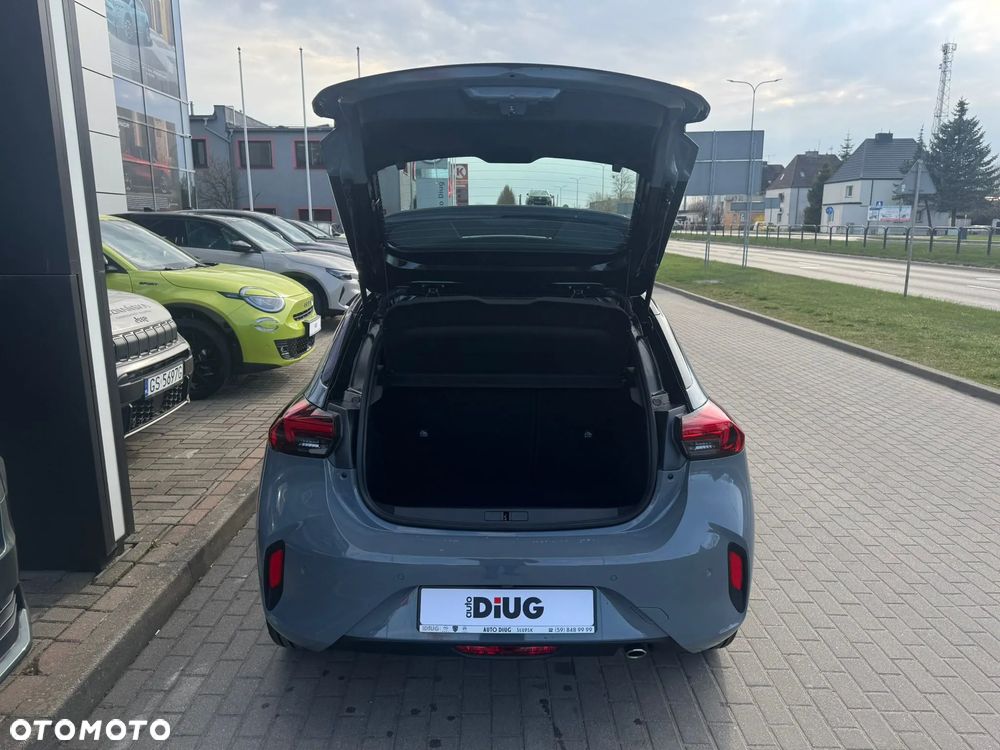 Opel Corsa 1.2 T mHEV GS eDCT - 11