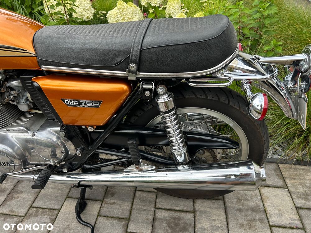 Yamaha TX - 10