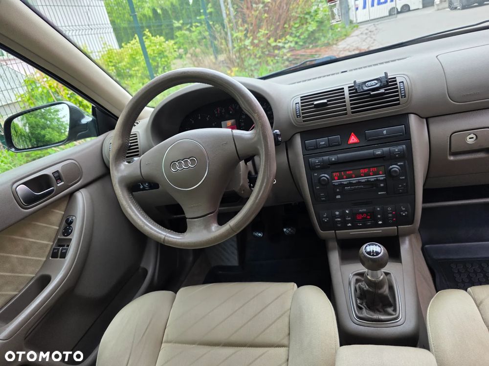 Audi A3 3-drzwiowe 1.6 S Line Sportpaket plus - 15