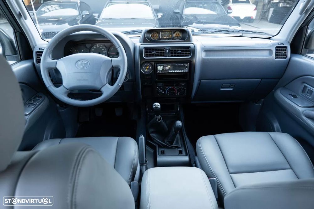 Toyota Land Cruiser 3.0 TD Pack 2 - 14